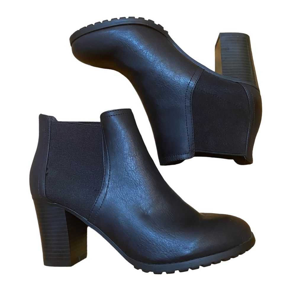 ana Chelsea Boots Black Faux Leather Lug Sole Chunky Ankle Booties Womens 8.5